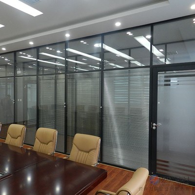 联诺铝业 专业打造彩钢框架办公室铝合金玻璃隔墙，构建现代高效空间